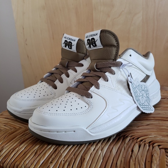 Nike Air Jordan's Stadium Sneakers Size 7.5 NEW! - Picture 7 of 16